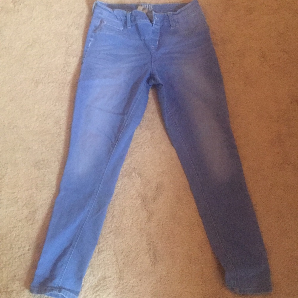 Light Blue Mid-Rise Jeggings